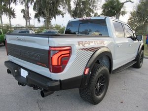 เจ้าของคนแรก2024รถฟอร์ด F-150แร็ปเตอร์4WD 4D ซูเปอร์ครูว์ใช้รถปิคอัพทำความสะอาดในสภาพที่ดี - Product Image 2