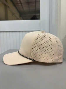 Gorra de Golf INJAE de 5 Paneles con Logotipo Personalizado en el Panel Frontal, Cierre de Hebilla, Visera Curva, 100% Lona de Algodón Transpirable - Product Image 2