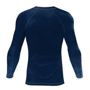 Camiseta de compresión para hombre, de secado rápido, con protección UV, para gimnasio, entrenamiento, correr y fitness. - Product Image 4