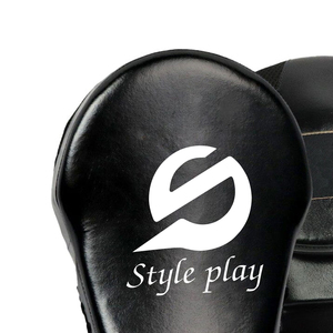 High Quality PU Leather Lightweight <b>Hook</b> Loop Closure Boxing Focus Pads Professional Made PU Leather Focus Mitts - Product Image 3