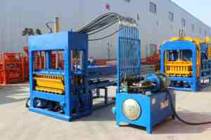 Führende Technologie Pflasters tein maschine Automatische <span class=keywords><strong>Block</strong></span> maschine QT5-15 Hohl <span class=keywords><strong>block</strong></span> herstellungs maschine in Usbekistan - Product Image 3