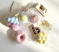 Vente en gros de boîtes-cadeaux amusantes écologiques et colorées, mélange de jouets à presser, anti-stress, cadeau promotionnel unisexe 14+ /10