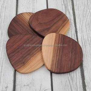 ชุดที่รองแก้วไม้วอลนัท4ชิ้นพร้อมที่วางที่รองแก้วทรงกลมทำจากไม้สำหรับเครื่องดื่มที่รองแก้วไม้วอลนัทน่ารัก - Product Image 5