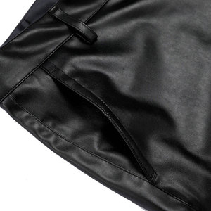 Pantalones Cortos Bermuda para Hombre, Negros, Recubiertos de PU, Cierre de Botones, Cintura Media, Estilo Casual, Color Sólido, Tela Satinada, con Bolsillos - Product Image 5