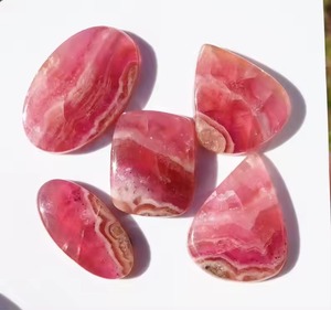 Cabochon de Calcite Rose Naturelle de Haute Qualité, Pierre Libre Façonnée pour Création de Bijoux Élégants, Énergie Douce, Beauté Intemporelle, Style Classique - Product Image 3