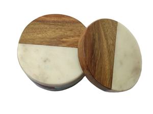 Posavasos de Té con Diseño Único en Blanco y Negro, Diseño Moderno en Piedra de Mármol y Resina, Juego de 4 Posavasos de Té Hechos a Mano - Product Image 3