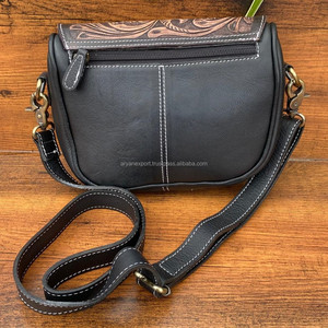 กระเป๋าหนังแท้สะพายข้างสำหรับผู้หญิงหนังวัวลายดอกไม้สีดำสุดหรู - Product Image 3