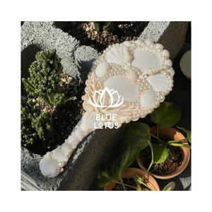 Espejo de mano con acabado pulido de concha marina, el más vendido, para revisión facial de alta definición y bandejas de recuerdo de lujo para vacaciones - Product Image 3
