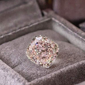 Diamantes de Laboratorio HPHT CVD al por Mayor, Corte Cojín, de 1-10 Quilates, Certificados por IGI, Claridad VVS, para Joyería, Perforados con Láser - Product Image 4