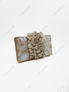 Bolso de mano indio artesanal de nácar con marco de latón y trabajo de alambre de piedra natural, bolso de lujo para fiestas nocturnas. - Product Image 2