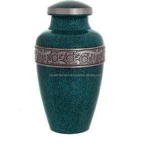 Urnes funéraires en laiton de haute qualité avec empreinte de patte en étain et urnes funéraires en métal fini de couleur noire pour cendres humaines - Product Image 3