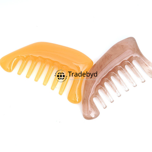 Peine de Resina de Dientes Anchos de Lujo Tradebyd, Accesorio Premium para el Cabello para Mujeres, Hombres y Salones de Belleza - Product Image 2