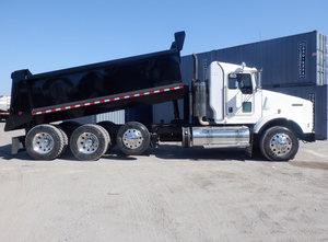 Camión Kenworth T800 Day Cab Usado de 2013 en Excelente Estado con Bajo Kilometraje y Envío Global - Product Image 3