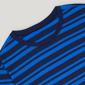 Camiseta Básica de Manga Corta para Hombre, 250 GSM, Algodón Grueso, Estilo Casual Urbano, Marca Privada, Proveedor de Ropa OEM ODM - Product Image 3