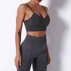 Ensemble de sport OEM personnalisé couleur unie : Soutien-gorge de sport et Legging taille haute pour femme – Idéal pour le fitness et l'entraînement - Product Image 6