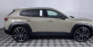 Mazda 2024 Usado. C-X-50 2.5 Turb0 Premium HyperBlue en venta - Product Image 3