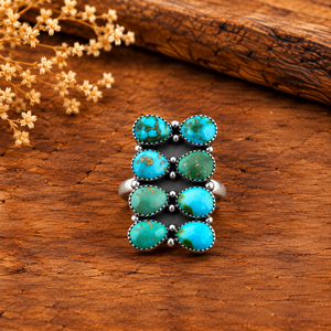 Anillo Grande de Turquesa Navajo, Hecho a Mano, Estilo Bohemio Occidental, Joyería con Piedras Preciosas en Racimo, Ajustable, Moda del Suroeste - Product Image 1