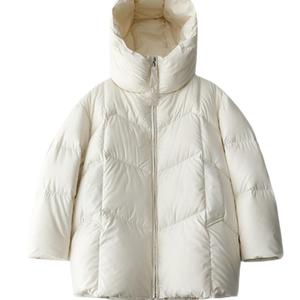 Nueva Chaqueta Corta de Plumón para Mujer, a la Moda y Personalizada, Abrigo Cálido e Informal para Invierno con Calidad Premium - Product Image 1