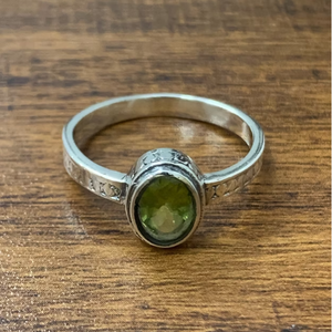 Custom 925 Sterling <b>Silver</b> Green Peridot <b>Ring</b> Wholesale Textured Band Oval Cut Birthstone <b>Solitaire</b> Jewelry - Product Image 3
