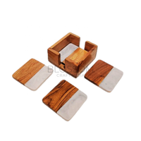 Ensemble élégant de 4 sous-verres en résine, finition bois naturel et marbre synthétique poli, avec support en bois pour la décoration de la maison, en vente