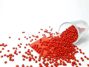 EVOPLAS VIETNAM Granulés de colorant plastique rouge vif, forte puissance de coloration, excellente développement de la couleur, extrusion - Product Image 2