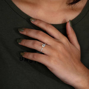 Bague d'anniversaire de mariage en or massif 18 carats pour femme, coussin en diamant cultivé en laboratoire, cadeau parfait pour femme - Product Image 2