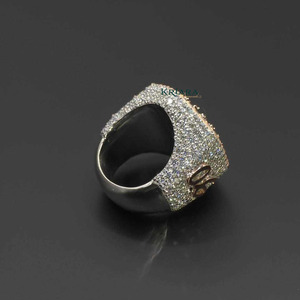 Bague Cocktail Homme Plaqué Or Rose Moissanite Forme Flocon de Neige Sertissage Pavé Style Hip-Hop Bijoux - Product Image 4