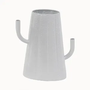 Vase à fleurs en métal moderne fait main de luxe pour la vente en gros – Contenant floral haut de gamme pour acheteurs de détail mondiaux, hôtels, restaurants et décoration intérieure - Product Image 3