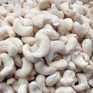 Mejor Precio W180 W320 Nueces de Anacardo Santigo, Anacardos Crudos de Vietnam, Venta al por Mayor de Nueces de Anacardo Exportadas a Asia, UE, Medio Oriente - Product Image 1