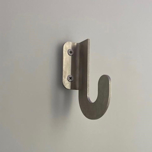Porte-manteau mural en métal noir avec revêtement en poudre - Product Image 6