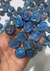 Pierre précieuse naturelle de labradorite sculptée en forme de fleur, labradorite sculptée à la main en forme de fleur, idées de décoration intérieure, sculpture florale - Product Image 2