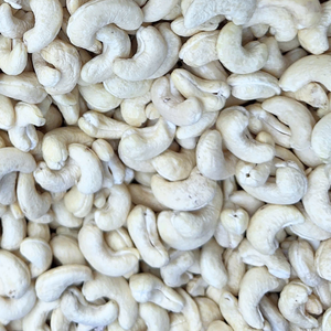 Wholesales Vietnam Raw Cashew <b>Nut</b> Wholesale Cashew <b>Nuts</b> W320 Premium Vietnam Cashew <b>Nuts</b> OEM, ODM - Product Image 1