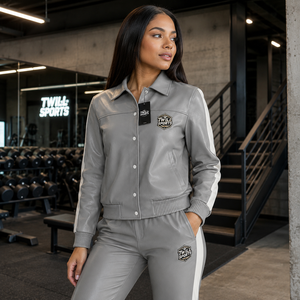 Ensemble de survêtement sportif en cuir PU gris pour femme, coupe droite, manches longues, boutons sur le devant, style décontracté automne - Product Image 4