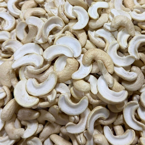 Kaju Cashew <b>Nuts</b> SANTIGO <b>Nuts</b> <b>Kernels</b> Exported To Worldwide Broken Kaju - Product Image 1