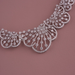 Collar de diamantes de corte redondo de diseño premium, diamantes creados en laboratorio con certificado IGI y claridad VVS de proveedor indio. - Product Image 1