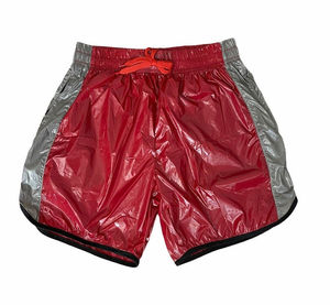Shorts en nylon solide écologiques personnalisés pour hommes, idéaux pour la gym et la course à pied, séchage rapide, faible MOQ, directement de l'usine. - Product Image 1