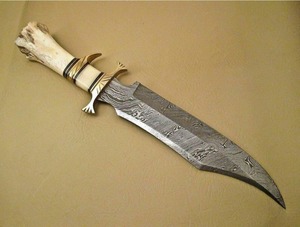 Couteau à lame fixe en acier damas fait main sur mesure avec manche en os, outil de chasse et de survie en plein air - Product Image 4