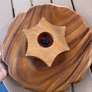 Plateau tournant en bois fait main en forme de fleur avec 7 compartiments, grain de bois naturel poli, design Wabi Sabi - Product Image 3
