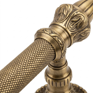 Manija de Puerta Moderna de Latón Sólido Imperial Vanguard de Primera Calidad |   Manija Decorativa para Puerta Principal de Hotel, Modelo Royal Spear - Product Image 5