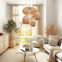 Petite lanterne à bougie en rotin faite à la main avec couleur personnalisable, design compact pour la décoration de la maison, accent de table de chambre