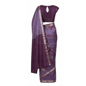 Sari classique pour femmes, robe traditionnelle drapée, broderie détaillée, vêtements ethniques élégants, tenue de fête, mariage, cérémonie - Product Image 3