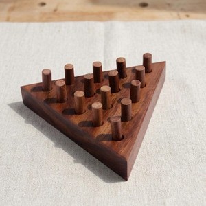 Juego de Solitario de Triángulos de Madera Hecho a Mano de Primera Calidad, Clásico Juego de Ingenio Triangular, Rompecabezas Educativo para el Desarrollo del Coeficiente Intelectual - Product Image 2