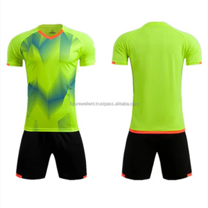 Vente en gros Ensembles d'uniformes de football personnalisés Sublimation Chemises de football pour hommes Maillots de football France - Product Image 1