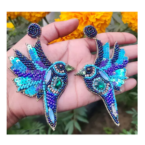 Pendientes de Moda Clásicos Bordados con Cuentas de Semillas con Diseño de Mariposa, Ligeros, Hechos a Mano con Algodón, Colores Personalizados, Joyería RR ENTERPRISES - Product Image 6