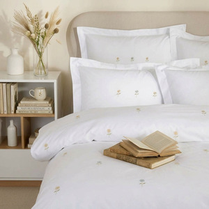 Quang Thanh Embroidery Custom Wholesale Wearable Breathable Home Sunflowers 250TC Cotton European-American Style Duvet Cover - Product Image 3