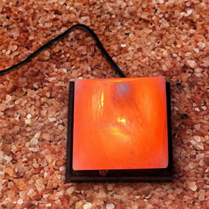 Lámpara de Sal del Himalaya con Forma de Pirámide, Brillo Natural, Lámpara de Sal Original del Himalaya con Forma de Pirámide para Dormitorio - Product Image 5