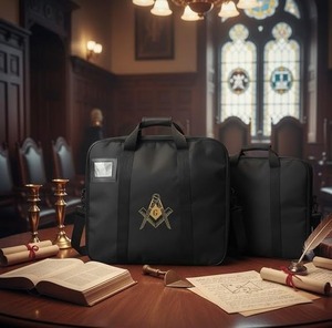 Estuche para Delantales Masónicos – MM/WM y Provincial con Escuadra y Compás G (Impreso) - Bolsa Organizadora para Delantales y Regalia - Product Image 6