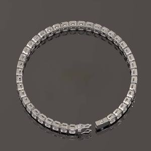 Pulsera de tenis de plata de ley con corte esmeralda y piedras radiantes de corte escalonado, joyería fina de lujo para mujer - Product Image 6