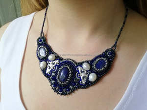 Collar de moda hecho a mano con cuentas de cristal brillantes Joyería elegante y ligera para fiestas y ocasiones especiales - Product Image 5