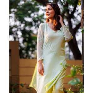 Conjunto de Kurta Informal Transpirable de Gasa Verde Pista para Mujer con Mangas Tres Cuartos, Talla XS - Product Image 1